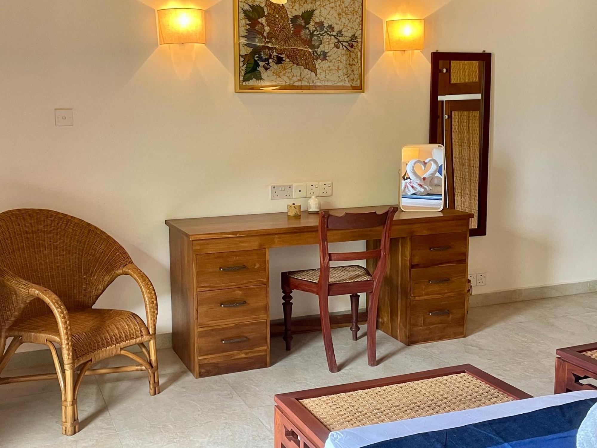 Khomba Lodge Tangalle Bagian luar foto
